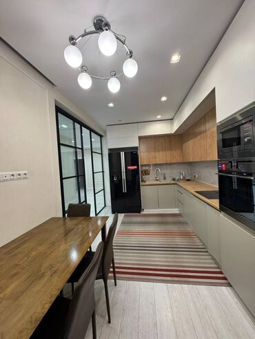 Долгосрочная аренда квартир: 4 комнаты, 118 м², Элитка, 9 этаж, Евроремонт