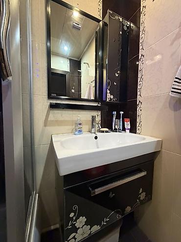 Ölçü 45x75 Vanna otağı üçün lavabo dəsti – güzgülü asma şkaf və alt lalafo.az -da Ölçü 45x75 Vanna otağı üçün lavabo dəsti – güzgülü asma şkaf və alt