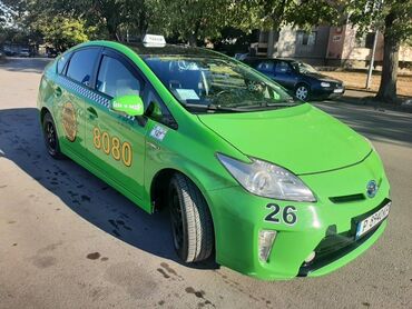 Οχήματα: Toyota Prius: 1.6 l. | 2013 έ. Λιμουζίνα