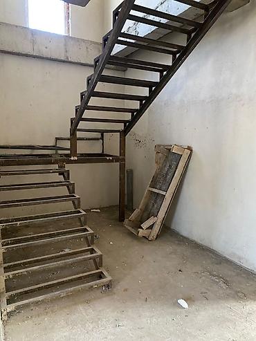 Продажа таунхаусов: 6 комнат и более, 211 м² — 15