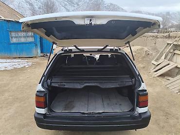 рага авто: Volkswagen Passat: 1993 г., 1.8 л, Бензин, Универсал — 4