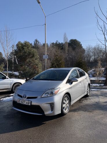 Toyota: Toyota Prius: 2012 г., 1.8 л, Вариатор, Гибрид, Хэтчбэк