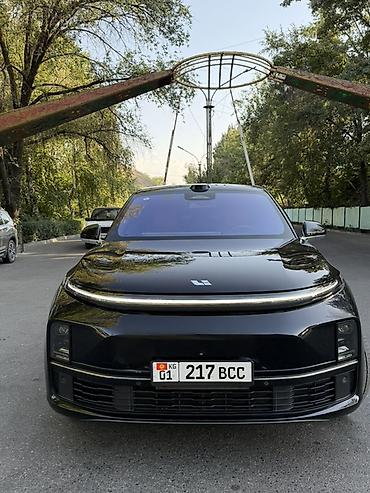 li one: Lixiang L7: 2025 г., 1.5 л, Автомат, Электромобиль, Внедорожник — 4