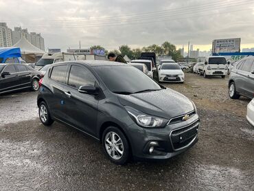 shevrole spark: Chevrolet Spark: 2017 г., 1 л, Вариатор, Бензин, Хетчбек