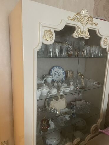 Mətbəx mebeli: İşlənmiş, Açılan, 2 qapılı Düz dolab, Servant, Azərbaycan