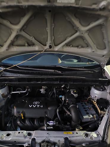 coroll: Toyota Yaris Verso: 2000 г., Механика, Бензин, Минивэн — 8