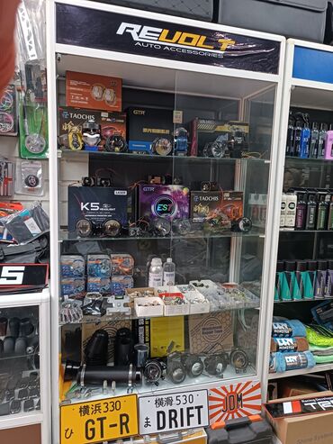 газовые плиты на продажу: СРОЧНО ПРОДАЮ ВИТРИНУ !! Подходит для аксессуаров Электроники