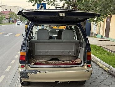 c 220: Mazda MPV: 1996 г., 2.5 л, Механика, Дизель, Минивэн — 5