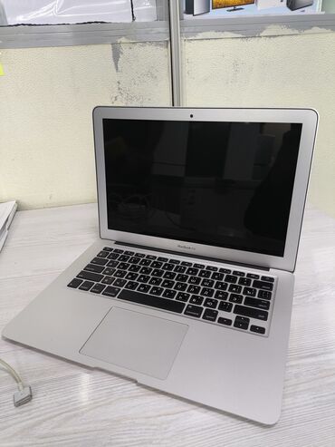 apple macbook 13 white: Ультрабук, Apple, 4 ГБ ОЗУ, Intel Core i5, 13.3 ", Б/у, Для несложных задач