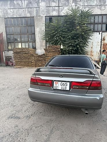 honda a: Honda Accord: 1998 г., Бензин, Седан — 2