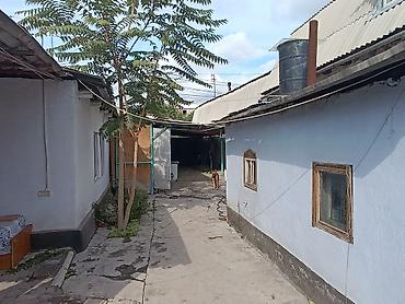 Продажа коттеджей и домов: Продам дом в центре города, по ул. Огонбаева. Юридически чист, красная — 11