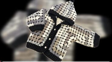 Dəstlər: Əl işi toxunma uşaq geyimləri və aksessuarları. Hər biri sifarişlə — 51