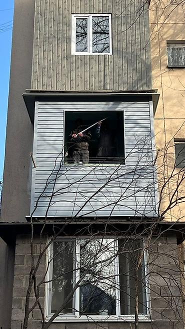 обои ремонт дома: Обшивка и отделка балконов и лоджий сайдингом - Профессиональная — 5