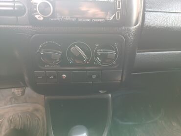 Volkswagen: Volkswagen Golf GTI: 1996 г., 2 л, Механика, Бензин, Хэтчбэк — 7