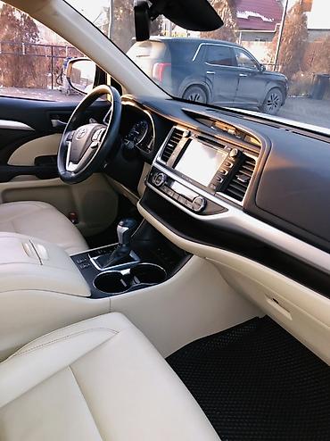 Toyota: Toyota Highlander: 2019 г., 3.5 л, Бензин, Кроссовер — 9