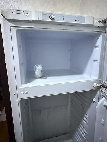 mini refrigerator: Однокамерный холодильник с верхней морозильной камерой — 1