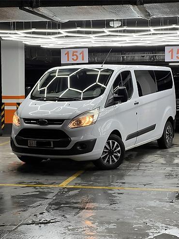 Аренда пассажирского буса: Ford Transit Custom пассажирский минивэн или обмен на камри 70 гибрид — 1