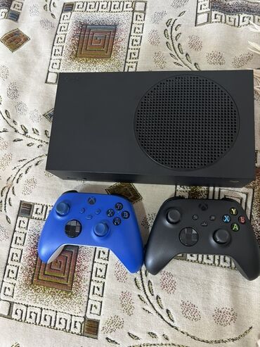 сколько стоит xbox series s: 1tb Игровая консоль Xbox Series S (в черном цвете) с двумя