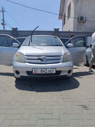 tayota runx: Toyota ist: 2003 г., 1.3 л, Автоматтык, Бензин, Хетчбек