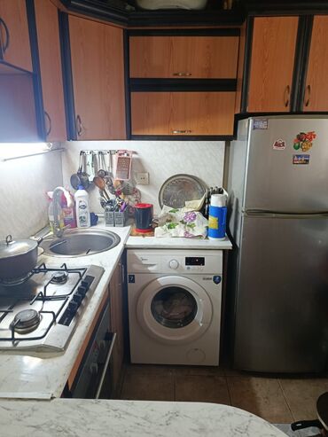 Otaqların satışı: Hər kəsə salam 5 mərtəbənin 4 cü mərtəbəsində 3 otaqlı hər şəraiti — 7