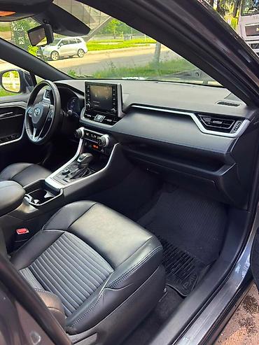 voxy noah: Toyota RAV4: 2021 г., 2.5 л, Вариатор, Гибрид, Кроссовер — 8