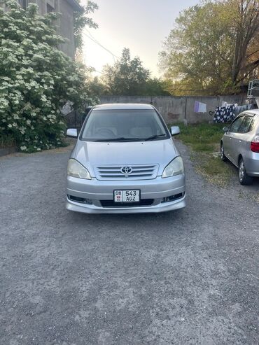 Toyota: Toyota Ipsum: 2003 г., 2.4 л, Автомат, Бензин, Минивэн