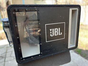 усилитель саба: Саб JBL GTO1204BP + усь JVC KS-AX5801 + кондей Rockford Fosgate RFC1D