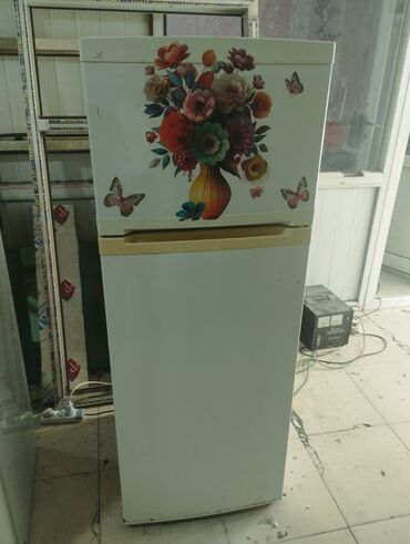 Мясорубки: Б/у 2 двери Beko Холодильник Продажа, цвет - Белый