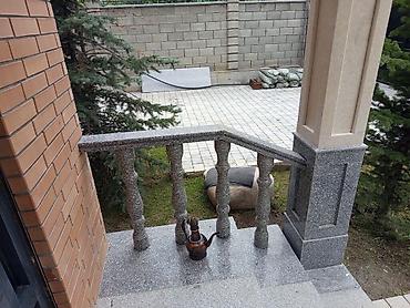 Бетонные еврозаборы: Гранитные перила с балясинами – это стильное и прочное решение для — 10