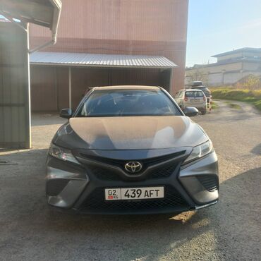 Toyota: Toyota Camry: 2018 г., 2.5 л, Автомат, Бензин, Седан