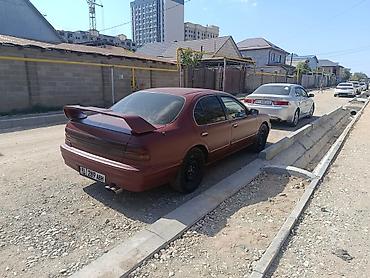 Nissan Cefiro: 1995 г., 2.5 л, Автомат, Бензин, Седан