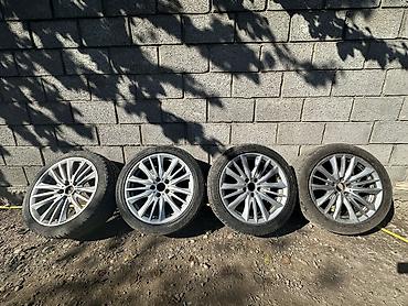 Дизайн W-Spoke Stylе • Диаметр: 19 дюймов • Ширина обода: 8.5J • Вылет