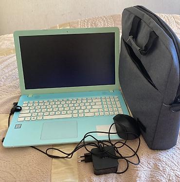 ASUS noutbuk dəsti - Model: ASUS (mavi/göy gövdə, açıq yaşıl çərçivə)