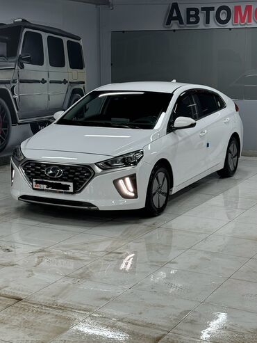 Hyundai: Hyundai Ioniq: 2020 г., 1.6 л, Автомат, Гибрид, Хэтчбэк