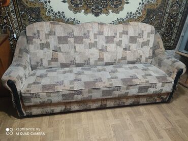 Другие товары для дома: Продаю диван и два кресла, состояние среднее