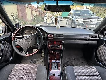 Продажа авто: Mercedes-Benz W124: 1994 г., 3.2 л, Автомат, Бензин, Седан — 6