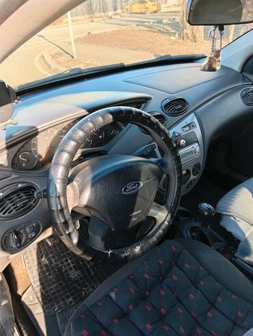 Ford: Ford Focus: 2004 г., 1.6 л, Механика, Седан at lalafo.kg — 10 Ford: Ford Focus: 2004 г., 1.6 л, Механика, Седан — 10