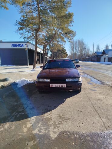 Mazda: Mazda 626: 1990 г., 2 л, Механика, Бензин, Хэтчбэк