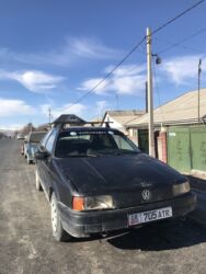 бу наборы ключей: Volkswagen Passat: 1989 г., 1.8 л, Механика, Бензин, Седан