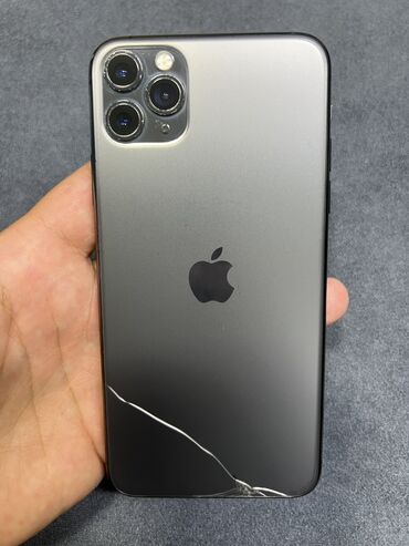 Apple iPhone: IPhone 11 Pro Max, Б/у, 64 ГБ, 82 %