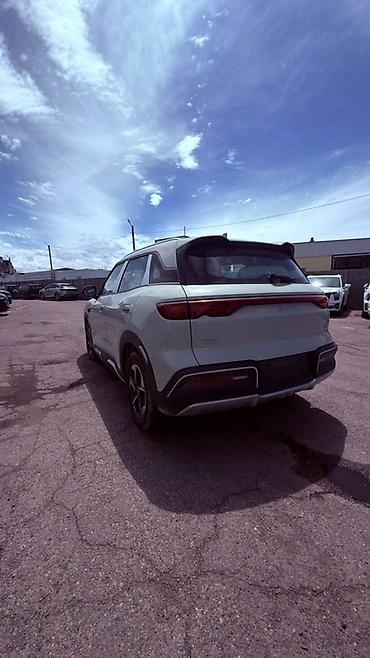 срочно только нал: BYD Yuan Up: 2025 г., Автомат, Электромобиль, Кроссовер — 8