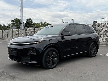 byd e6: Lixiang L6: 2024 г., 1.5 л, Автомат, Гибрид, Кроссовер — 1