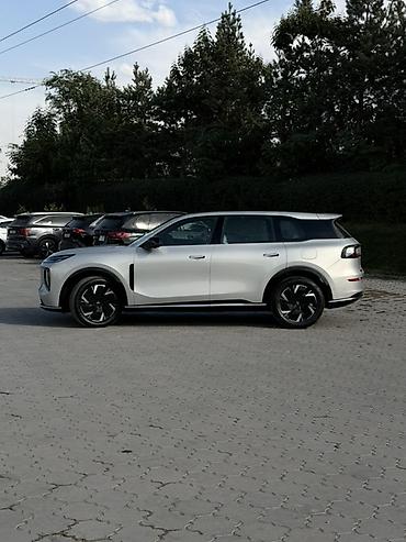 Changan: Changan : 2026 г., 1.5 л, Автомат, Электромобиль, Внедорожник — 3