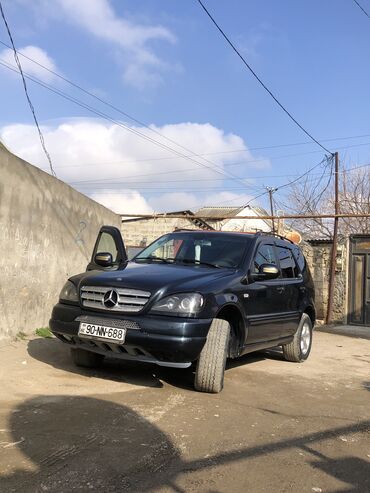 tayota prius 30 kuza: Mercedes-Benz ML 320: 3.2 l | 2001 il Ofrouder/SUV