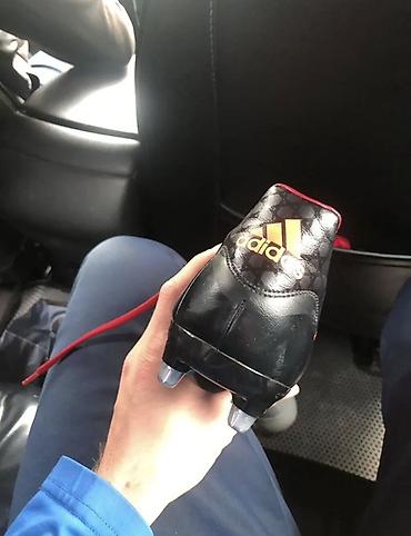 bot kar: Butslar Adidas, Ölçü: 42, İşlənmiş — 2