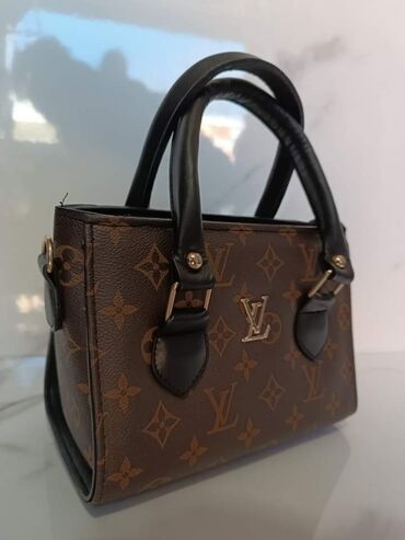 Torbe: Torbe 
Velike cena 4100din, manje po 3000din — 17