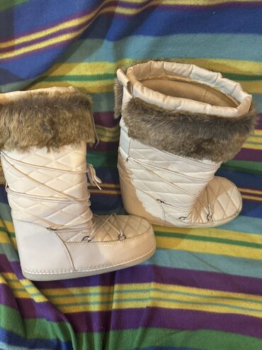 zara bele haljine: High boots, 40