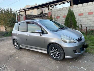 Honda: Honda Fit: 2006 г., 1.5 л, Вариатор, Бензин, Хэтчбэк