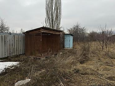 Продажа коттеджей и домов: Үй сатылат • Жер аянты: 9 сотых • Үй 3 бөлмөлүү • Сырты жана полу — 5