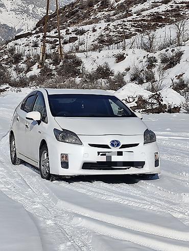 4wd: Toyota Prius: 2011 г., 1.8 л, Вариатор, Гибрид, Лифтбек — 1